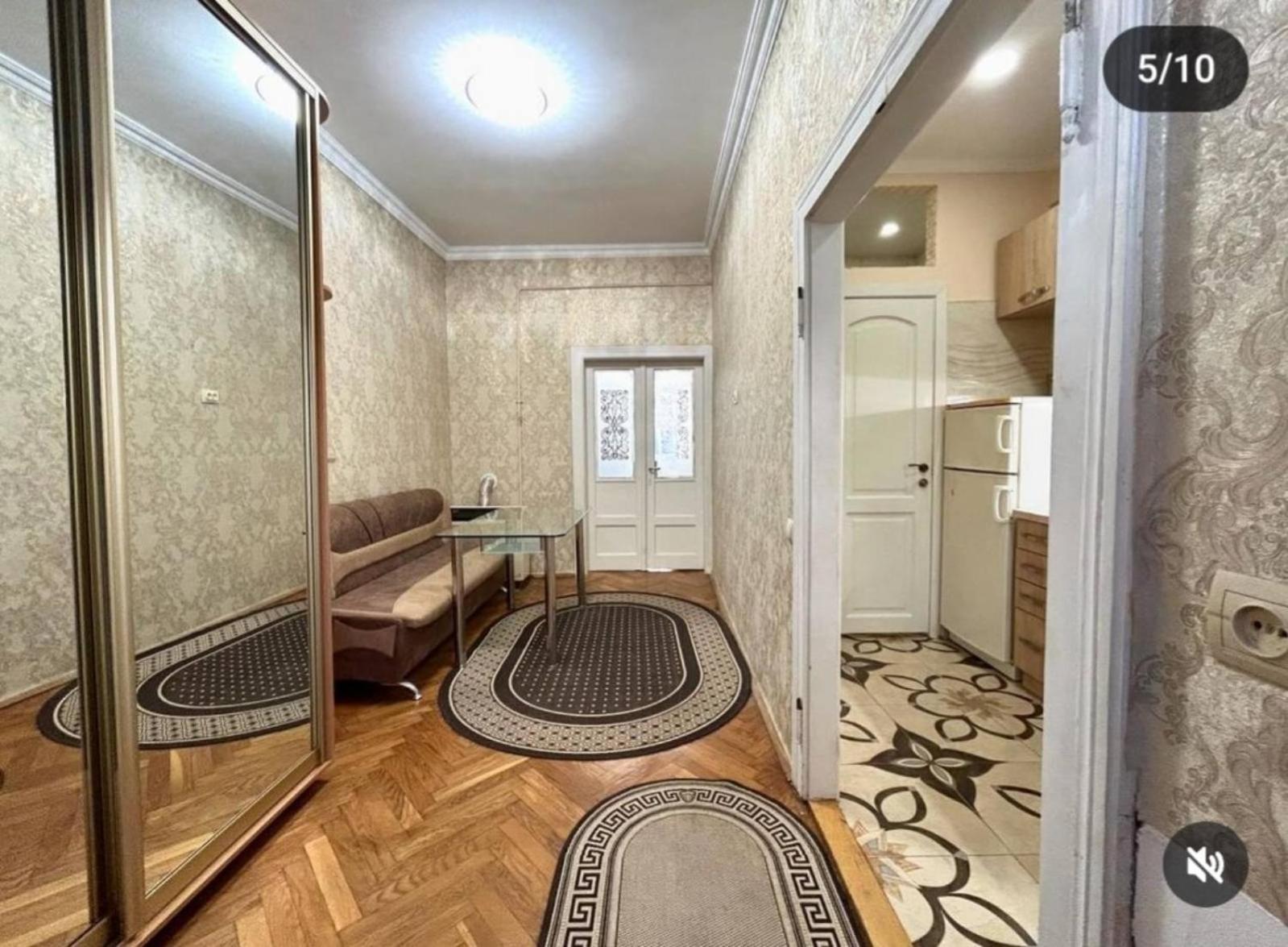 Центр, Біля Медичного Університету, Вулиця Личаківська Lviv Ngoại thất bức ảnh